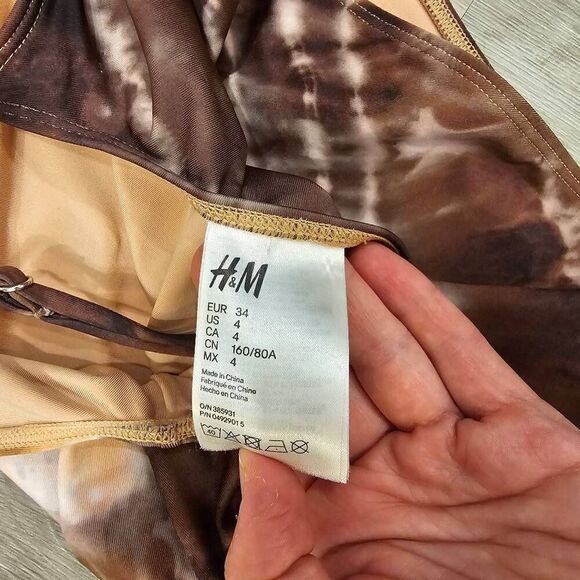 H&M Tie Dye One Piece Swimsuit size Small V Neckline size 4 - Picture 4 of 4